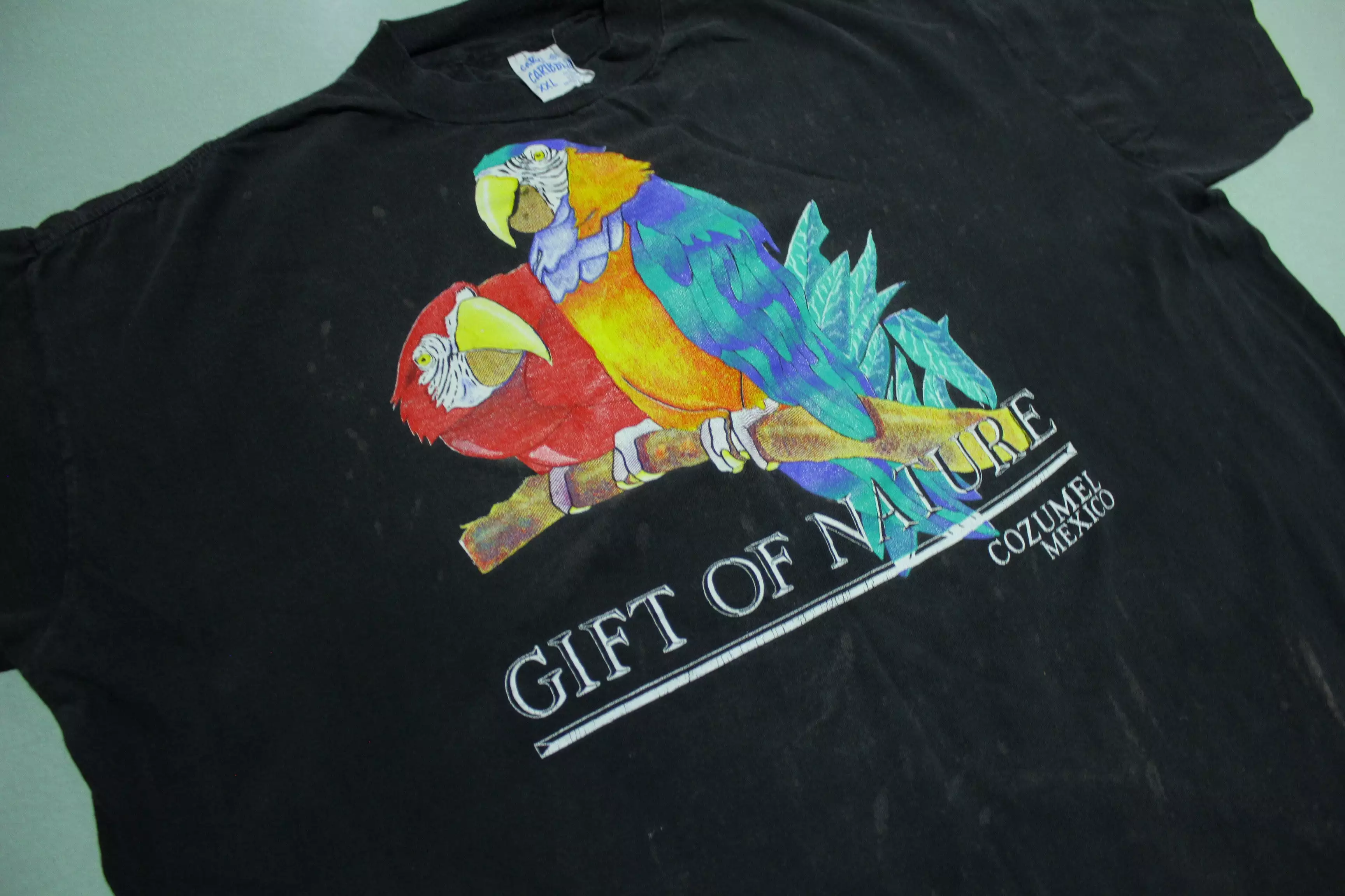 Gift of Nature Cozumel Mexico Scarlet Macaw Vintage Single Stitch Parrot T-Shirt