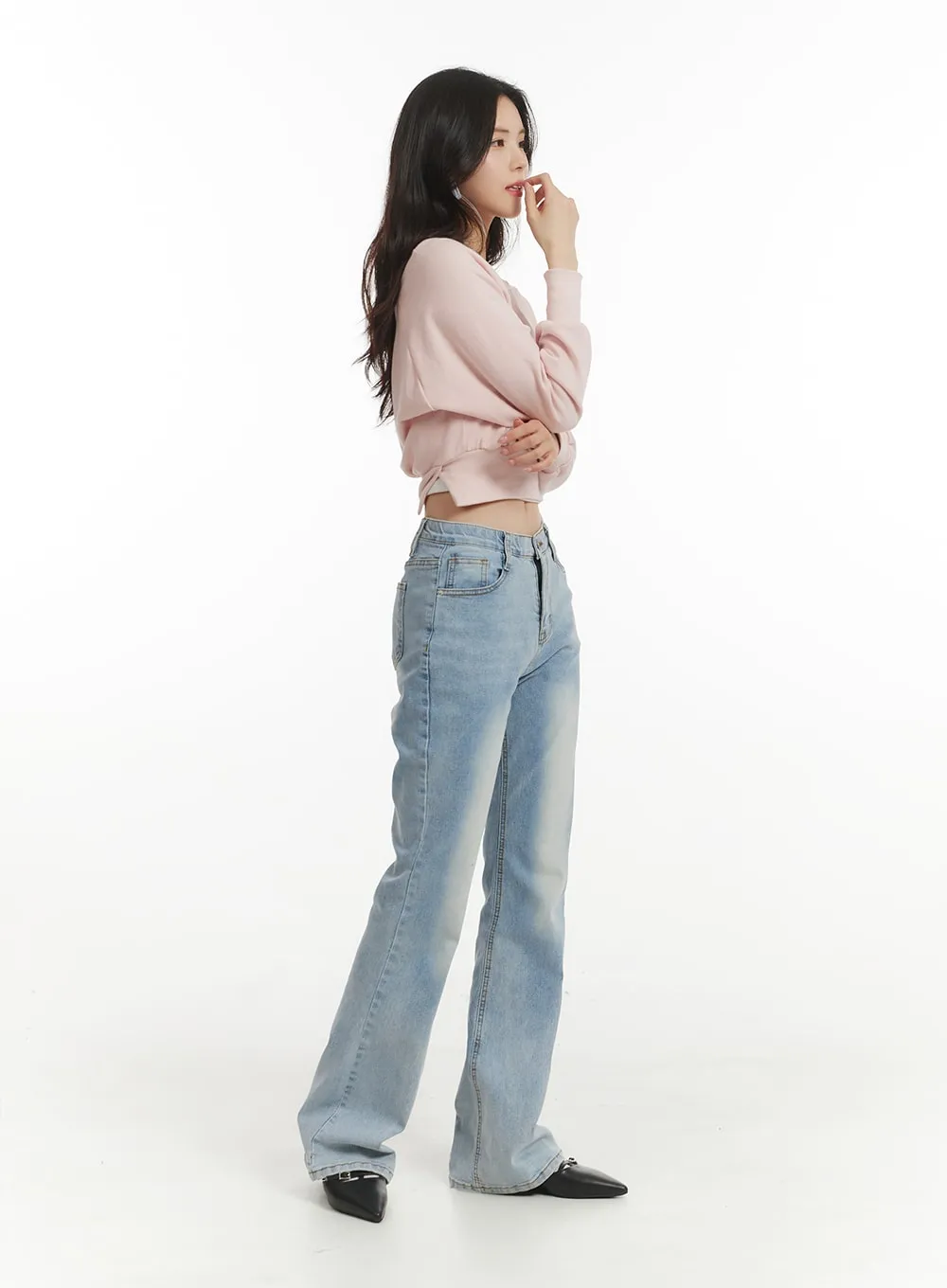 Light Washed Bootcut Jeans OF427